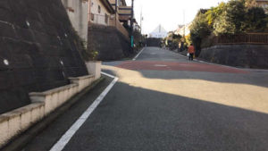 ⑥1本目の角